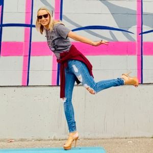 Meet your Posher, Nicole